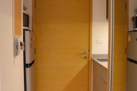 Кондоминиум с 1 спальней в Бангкоке, Таиланд № 143364 - фото 6