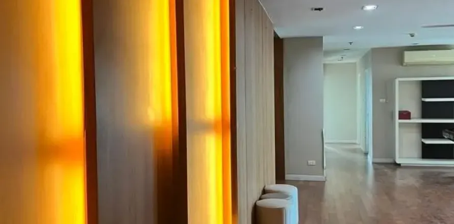 Penthouse à Huai Khwang, Bangkok, Thaïlande 6 chambres № 169424