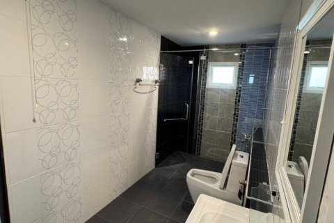 Villa à Pattaya, Thaïlande 6 chambres № 169425 - photo 11