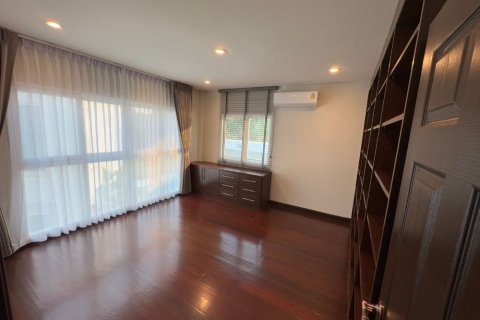 Villa à Pattaya, Thaïlande 6 chambres № 169425 - photo 8