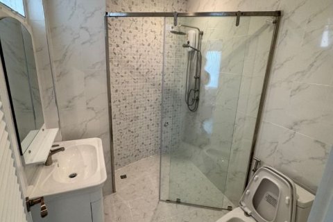 Villa à Pattaya, Thaïlande 6 chambres № 169425 - photo 25