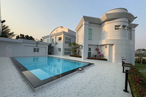 Villa à Pattaya, Thaïlande 6 chambres № 169425 - photo 5