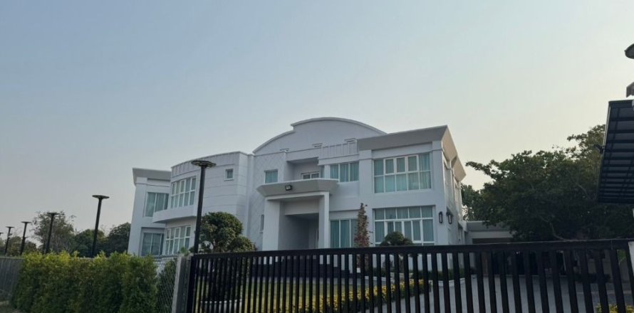 Villa à Pattaya, Thaïlande 6 chambres № 169425