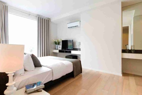 Condo in Bangkok, Thailand, 3 bedrooms № 183213 - photo 6