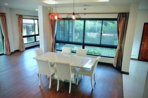 Вилла в Чиангмае, Таиланд с 5 спальнями  № 158314 - фото 6