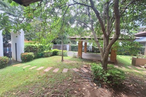 Вилла в Чиангмае, Таиланд с 5 спальнями  № 158314 - фото 7