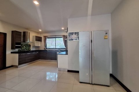 Вилла в Чиангмае, Таиланд с 5 спальнями  № 158314 - фото 4