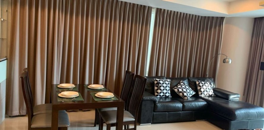 Condo in Pathum Wan, Bangkok, Thailand, 2 bedrooms  № 169542