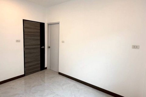 House in Phuket, Thailand 3 bedrooms № 169541 - photo 13
