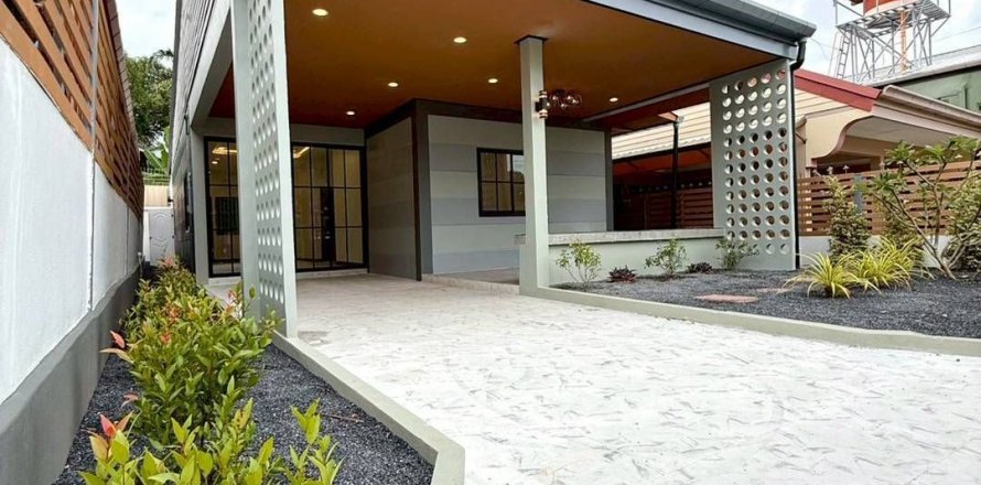 House in Phuket, Thailand 3 bedrooms № 169541