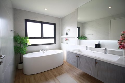 Дом в Самутпракане, Таиланд с 5 спальнями  № 164333 - фото 12