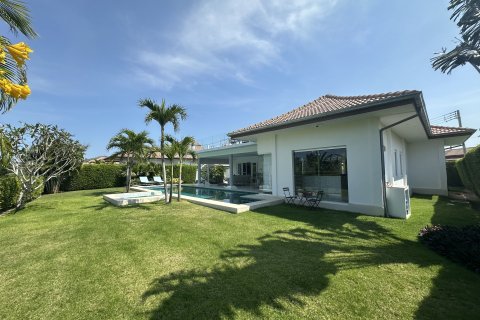 House in Hua Hin, Thailand 3 bedrooms № 164331 - photo 27