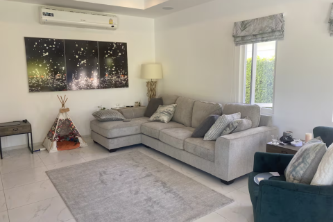 House in Hua Hin, Thailand 3 bedrooms № 164331 - photo 7