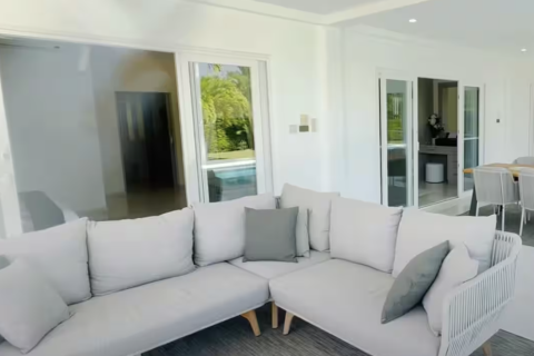 House in Hua Hin, Thailand 3 bedrooms № 164331 - photo 22