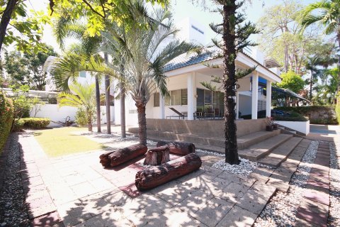 Villa à Hua Hin, Thaïlande 4 chambres № 168504 - photo 3