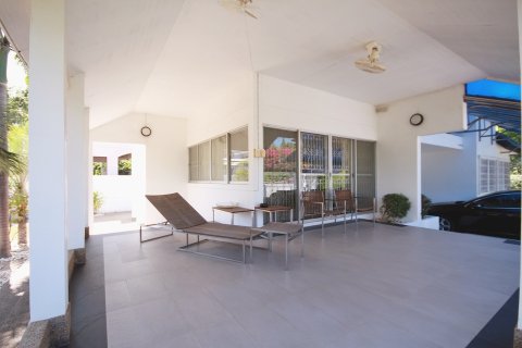 Villa à Hua Hin, Thaïlande 4 chambres № 168504 - photo 4