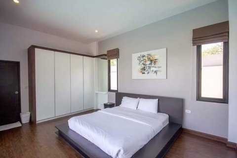 Villa in Hua Hin, Thailand 3 bedrooms № 168503 - photo 14