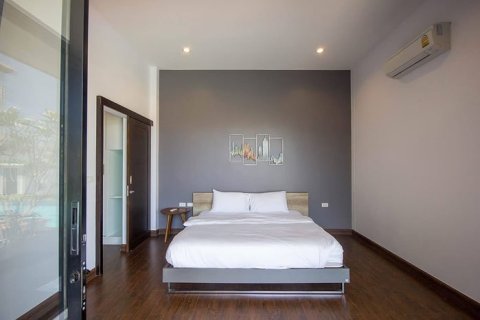 Villa in Hua Hin, Thailand 3 bedrooms № 168503 - photo 10