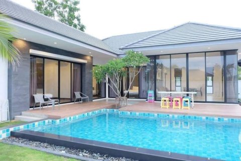 Villa in Hua Hin, Thailand 3 bedrooms № 168503 - photo 3