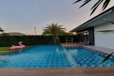 Villa à Hua Hin, Thaïlande 4 chambres № 168499 - photo 2