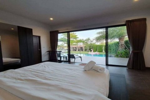 Villa à Hua Hin, Thaïlande 4 chambres № 168499 - photo 11