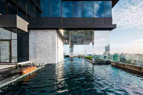 Condo in Thonburi, Bangkok, Thailand, 2 bedrooms № 183502 - photo 3