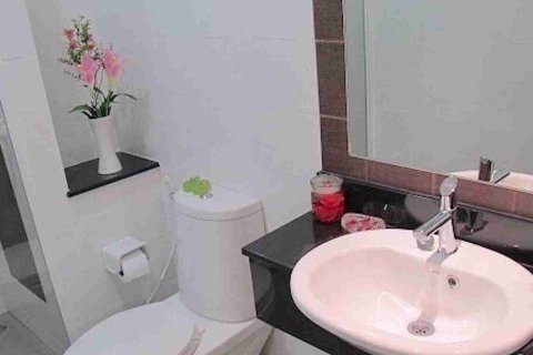 Condo in Bangkok, Thailand, 1 bedroom  № 183508 - photo 7