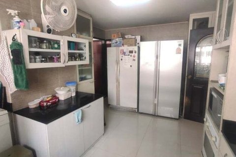 Кондоминиум с 3 спальнями в Ваттхане, Бангкок, Таиланд № 161257 - фото 14