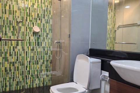 Condo in Phaya Thai, Bangkok, Thailand, 2 bedrooms  № 161255 - photo 8