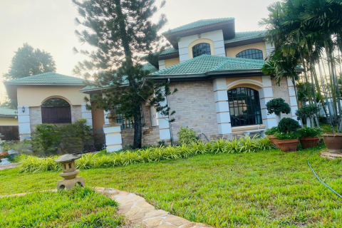 House in Pattaya, Thailand 5 bedrooms № 136953 - photo 20