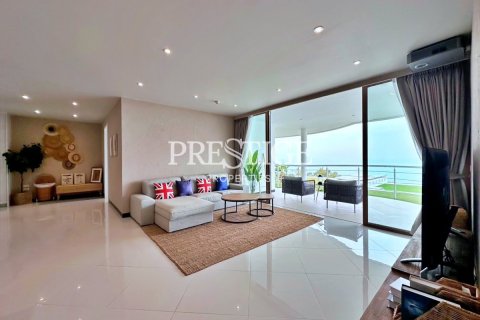 Condo in Pattaya, Thailand, 3 bedrooms  № 198666