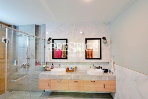 บ้านในพัทยา, ประเทศไทย 6 ห้องนอน № 198669 - รูปถ่าย 17