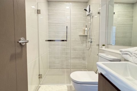 Кондоминиум с 2 спальнями в Чатучаке, Бангкок, Таиланд № 137703 - фото 13