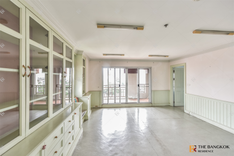 Condo in Bangkok, Thailand, 3 bedrooms № 186840