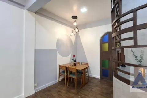 Reihenhaus in Chatuchak, Bangkok, Thailand 4 Schlafzimmer № 216479 - Foto 5