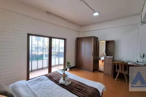Reihenhaus in Chatuchak, Bangkok, Thailand 4 Schlafzimmer № 216479 - Foto 8