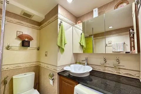 Condominio de 1 dormitorio en Jomtien Beach, Pattaya, Tailandia № 210917 - foto 30