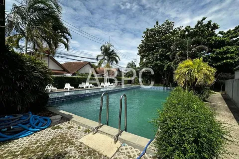 Casa de 2 dormitorios en Pattaya, Tailandia № 210922 - foto 10
