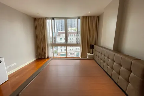 Condo à Watthana, Bangkok, Thaïlande, 2 chambres  № 156680 - photo 9