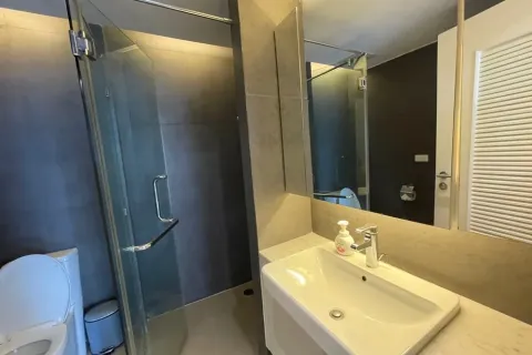 Condo à Watthana, Bangkok, Thaïlande, 2 chambres  № 156680 - photo 7