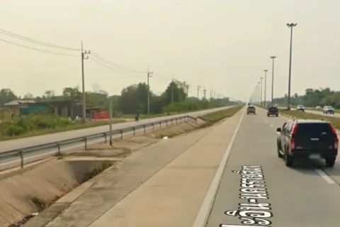 Land in Nakhon Ratchasima, Thailand 6400 sq.m. № 156678 - photo 5