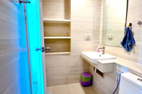 Studio dans le Condo à Phuket, Thaïlande  № 156682 - photo 8