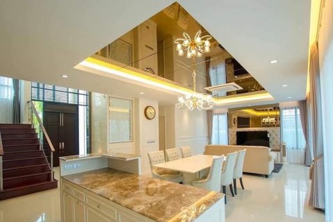 Кондоминиум с 4 спальнями в Бангбоне, Бангкок, Таиланд № 133966 - фото 8