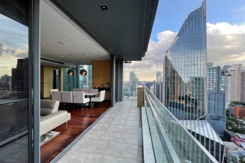 Кондоминиум с 3 спальнями в Ваттхане, Бангкок, Таиланд № 133964 - фото 11