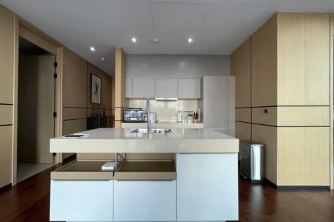 Кондоминиум с 3 спальнями в Ваттхане, Бангкок, Таиланд № 133964 - фото 7