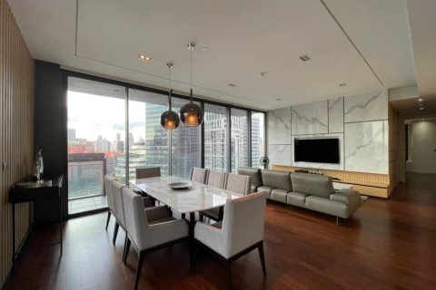 Кондоминиум с 3 спальнями в Ваттхане, Бангкок, Таиланд № 133964 - фото 2