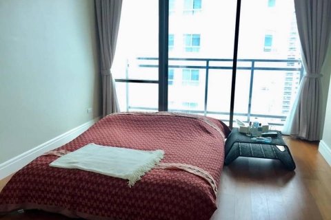 Condo à Khlong Toei, Bangkok, Thaïlande, 3 chambres  № 133963 - photo 4