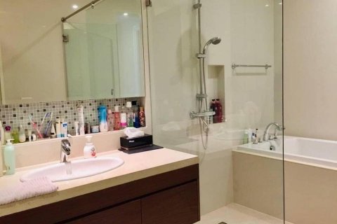 Condo à Khlong Toei, Bangkok, Thaïlande, 3 chambres  № 133963 - photo 7