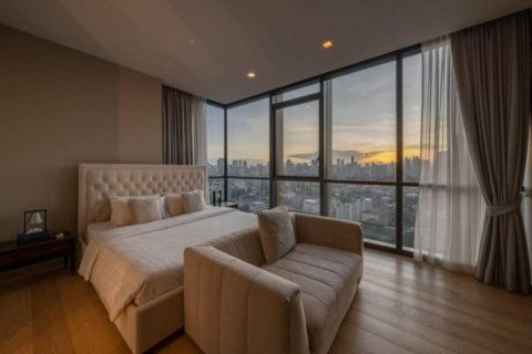 Condo in Watthana, Bangkok, Thailand, 2 bedrooms  № 133967 - photo 4