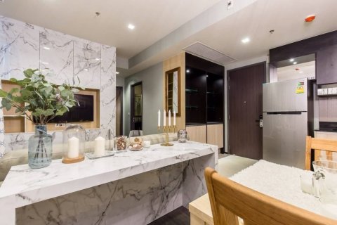 Condo à Watthana, Bangkok, Thaïlande, 2 chambres  № 167907 - photo 9